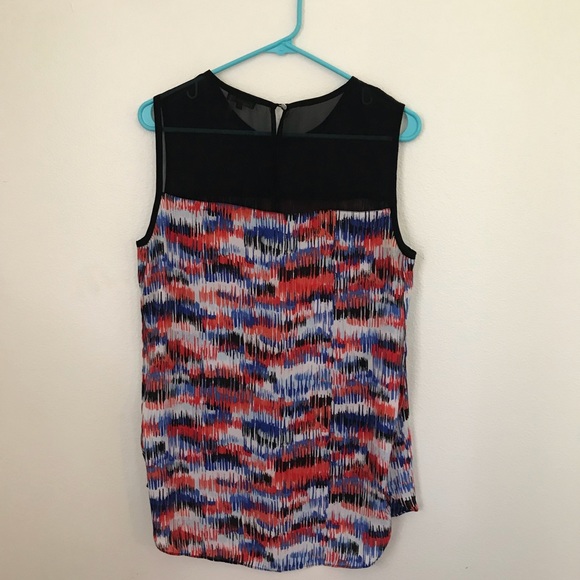 🌟HP🌟 Vince Camuto Top - Picture 3 of 3